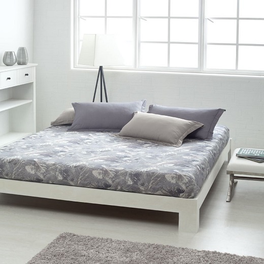 The Aigeiros Colle Double Comforter